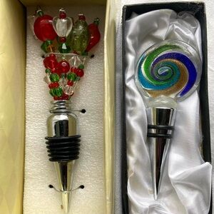 Artistic Glass Wine Stoppers Set - Red and Blue